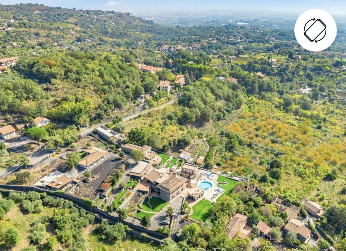 Antico Borgo Petralia Guest House Дзаферана Етнеа Екстериор снимка