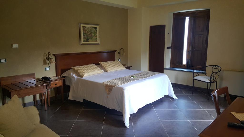 Antico Borgo Petralia Guest House Дзаферана Етнеа Екстериор снимка