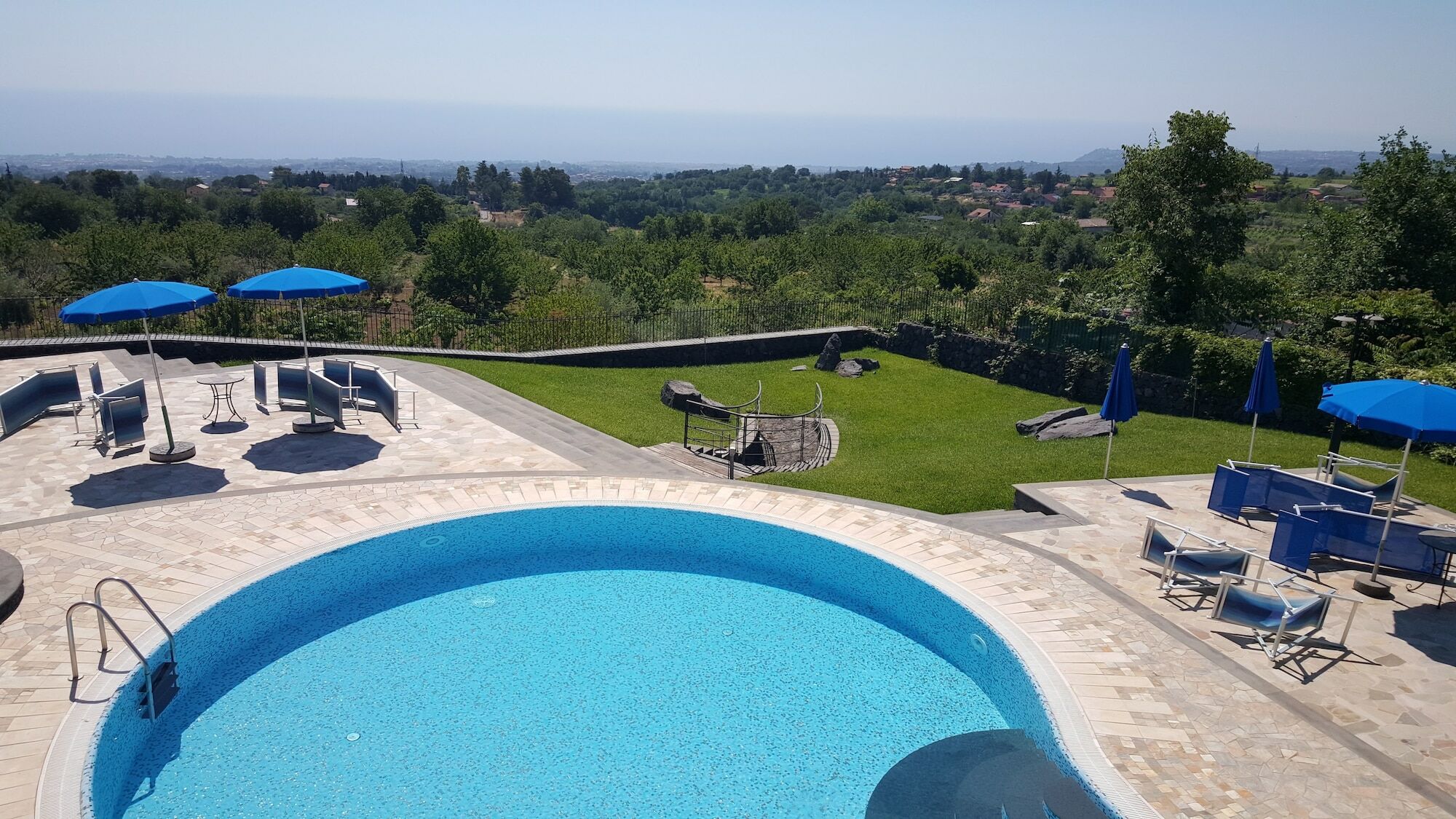 Antico Borgo Petralia Guest House Дзаферана Етнеа Екстериор снимка